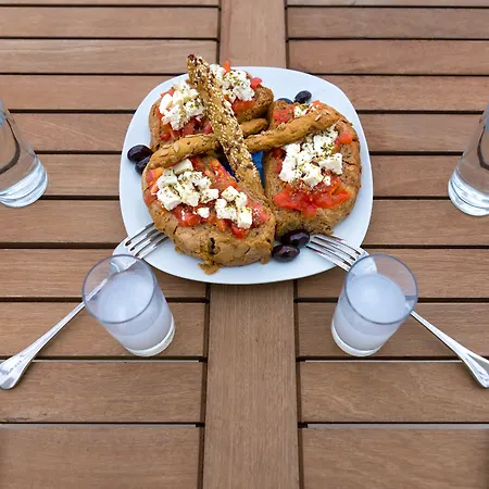 Belvedere Andros 公寓 *