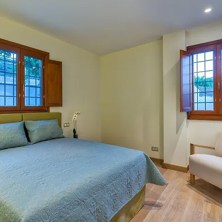 Belvedere Andros 公寓 *