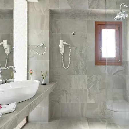 Belvedere Andros Батси