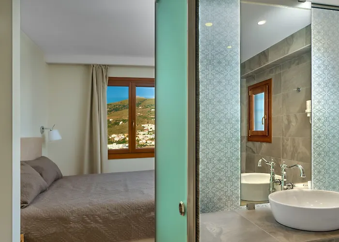 Belvedere Andros Lägenhet *