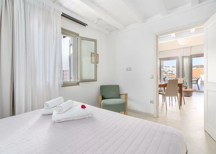 Belvedere Andros Lägenhet *