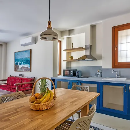 Belvedere Andros * Batsi